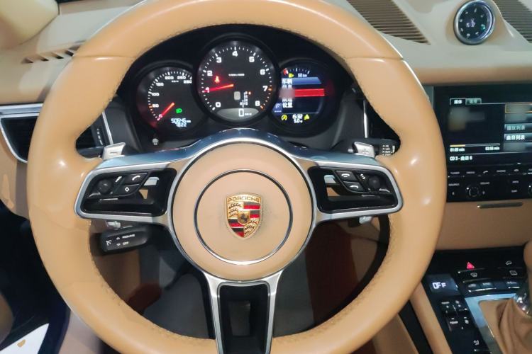 Used Porsche Macan 2014 Macan 2.0T
