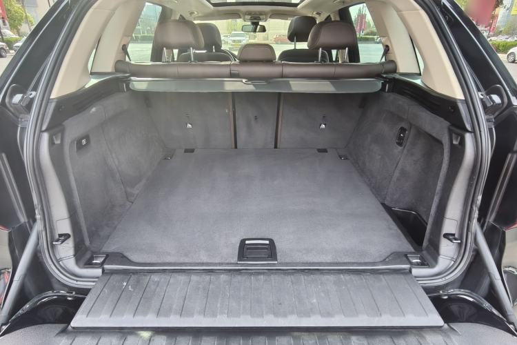 Used BMW X5 2017 xDrive28i
