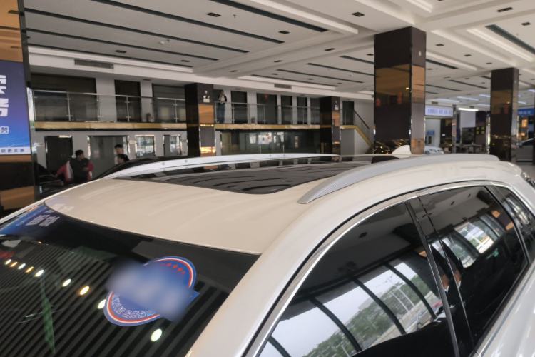 Used Cadillac XT5 2022 2.0T Two-Wheel Drive Luxury Version
