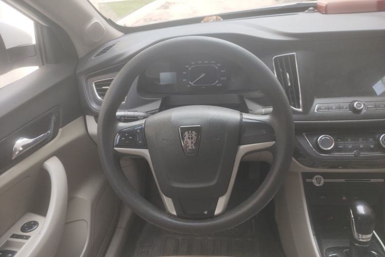 Used Roewe 360 2017 1.5L Automatic Luxury Edition
