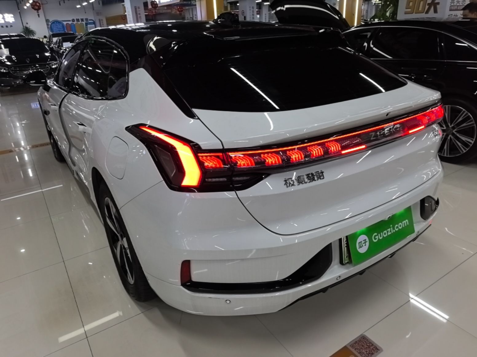 Zeekr 001 2023 WE Edition 100 kWh — снимка 4