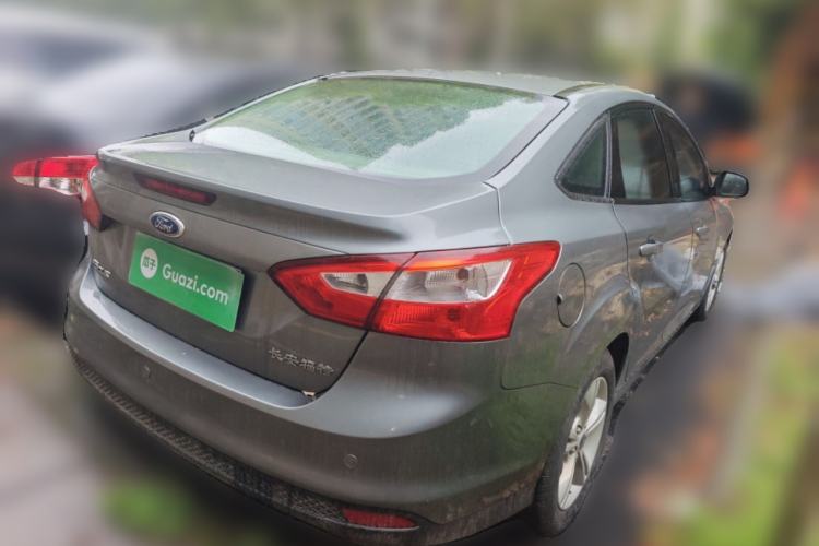Used Ford Focus 2012 Sedan 1.6L Automatic Fashion Edition