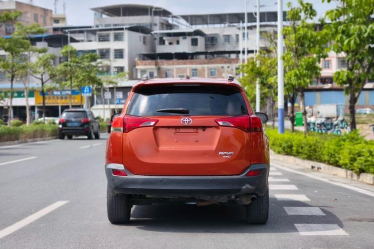 Used Toyota RAV4 2013 2.0L CVT Four-Wheel Drive New Edition
