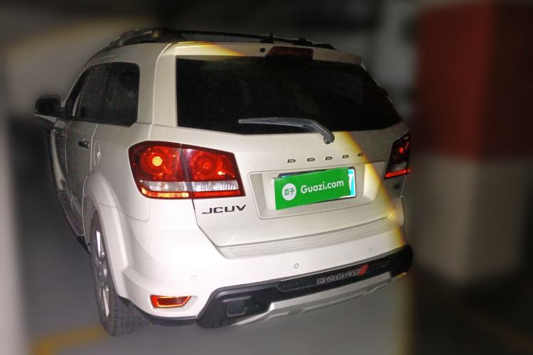 Used Dodge Journey 2013 2.4L Two-Wheel Drive Luxury Version