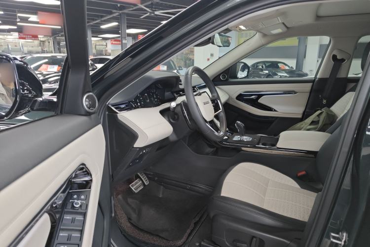 Used Land Rover Range Rover Evoque 2021 Range Rover Velar L 249PS R-Dynamic First Edition