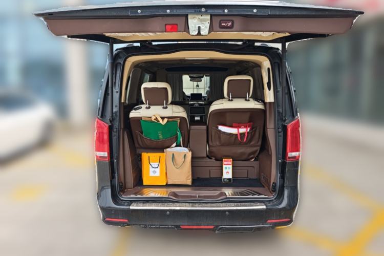 Used Mercedes-Benz V-Class 2017 V 260 Avantgarde Edition