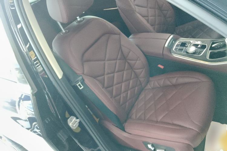 Used BMW X5 2023 xDrive 30Li M Sport Package