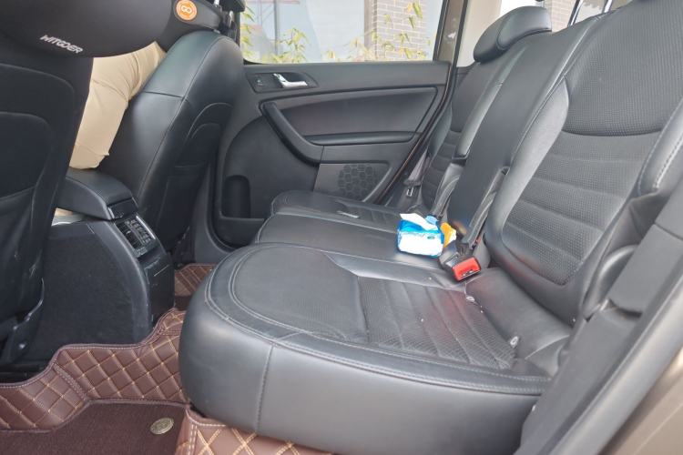 Used Skoda Yeti 2014 1.8TSI DSG All-Wheel Drive Edition Left Rear Seat