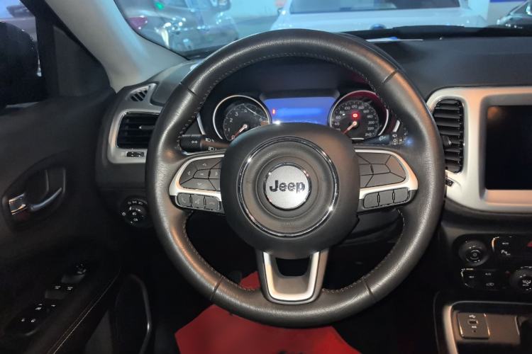 Used Jeep Compass 2019 200T Automatic Family Edition - Connected Large Screen Version