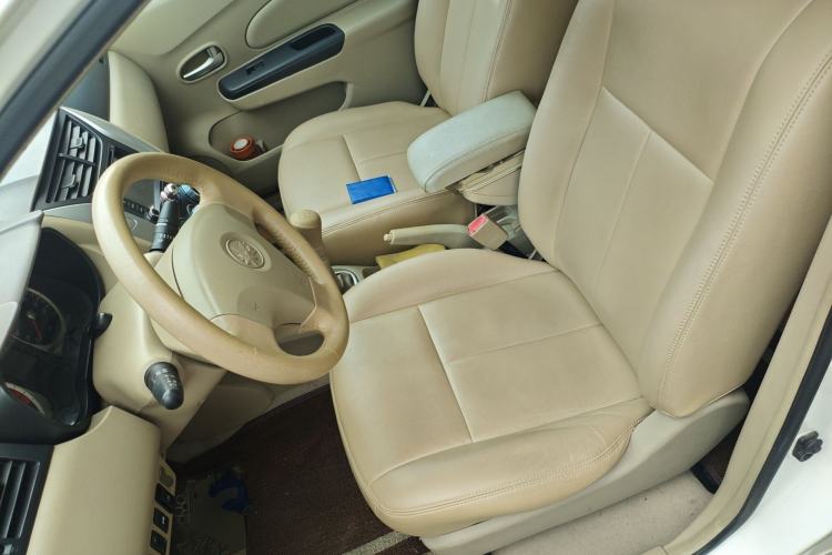 Used Venucia D50 2012 1.6L Manual Comfort Edition Left Front Seat