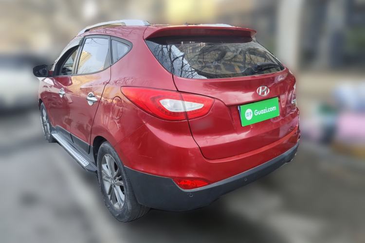 Used Hyundai ix35 2013 2.0L Automatic Two-Wheel Drive Smart GLS China IV Standard