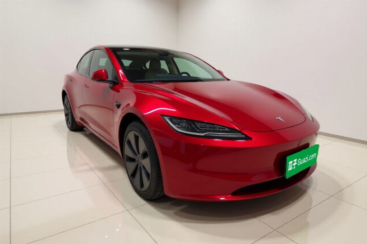 Used Tesla Model 3 2023 Rear-Wheel-Drive Version Front Right 45 Deg