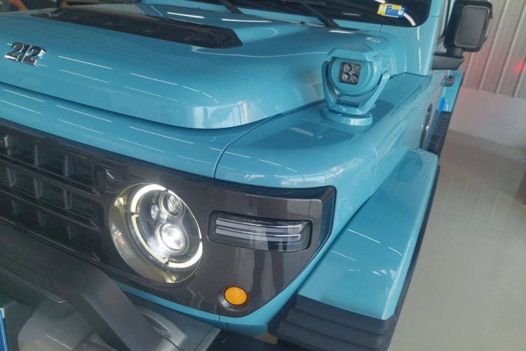 Used 212 T01 2025 2.0T Changfeng