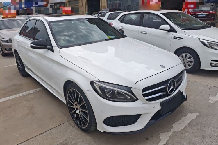 Used Mercedes-Benz C-Class 2016 C 200 Sport Edition Front Right 45 Deg