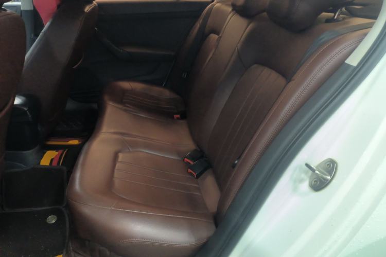 Used Volkswagen Santana 2016 1.6L Automatic Fashion Edition Left Rear Seat