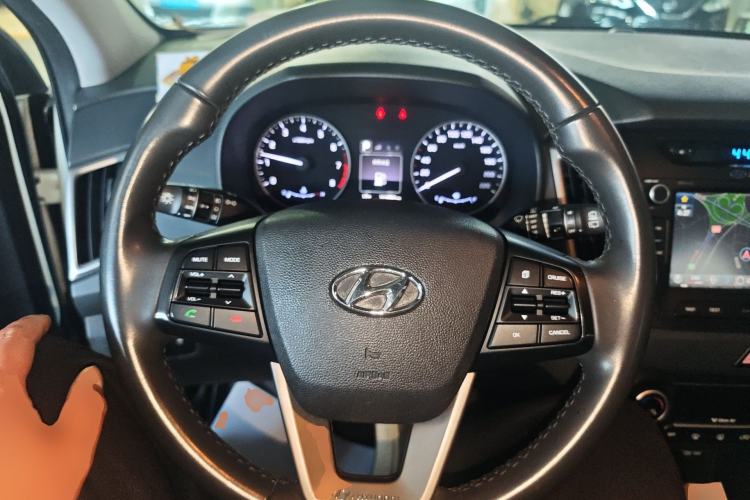 Used Hyundai ix25 2015 2.0L Automatic 4x4 Deluxe DLX