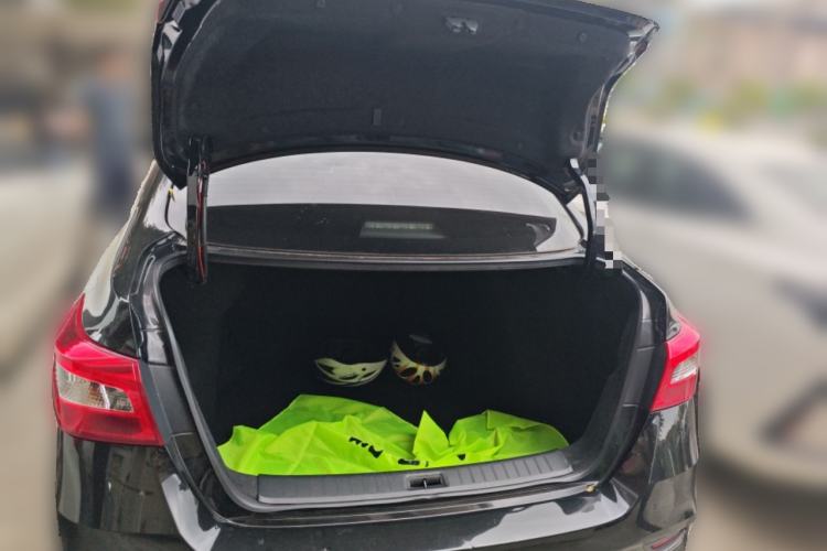 Used Nissan Sylphy 2022 Classic 1.6XE CVT Comfort Edition Trunk