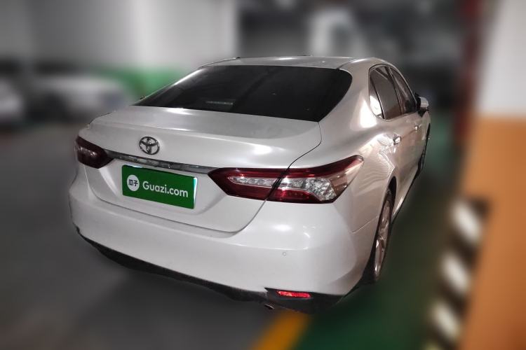 Used Toyota Camry 2018 2.0G Luxury Edition Rear Right 45 Deg