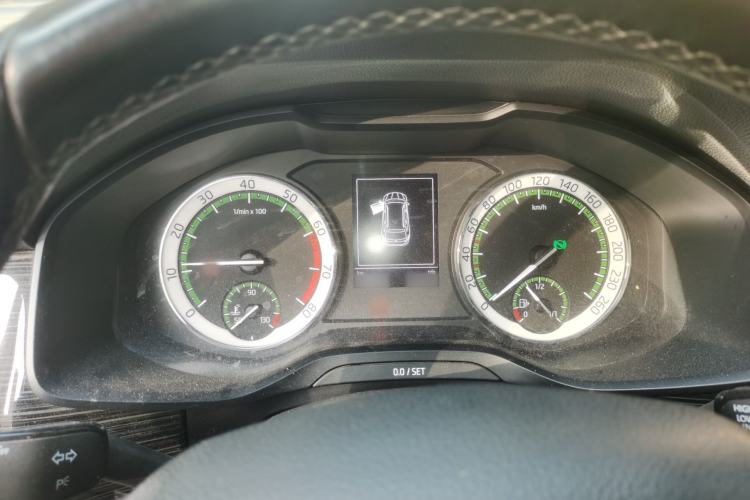 Used Skoda Kodiaq 2018 Facelifted TSI330 5-Seater Two-Wheel-Drive Luxury Enjoyment Edition