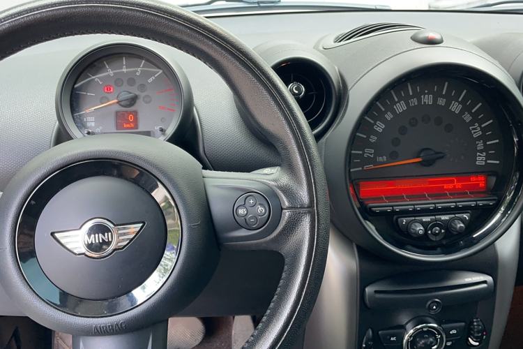 Used MINI Countryman 2016 1.6T COOPER ALL4 Fun Equipment Enthusiast
