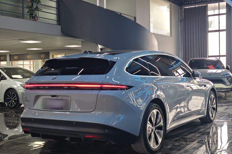 Used Nio ET5T 2023 75 kWh Touring