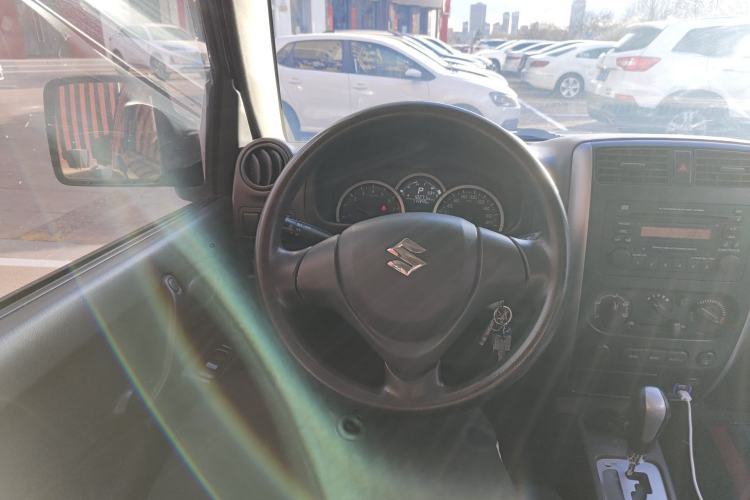 Used Suzuki Jimny 2015 1.3 AT JLX
