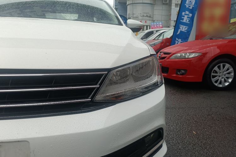 Used Volkswagen Sagitar 2017 230TSI Automatic Comfort Version