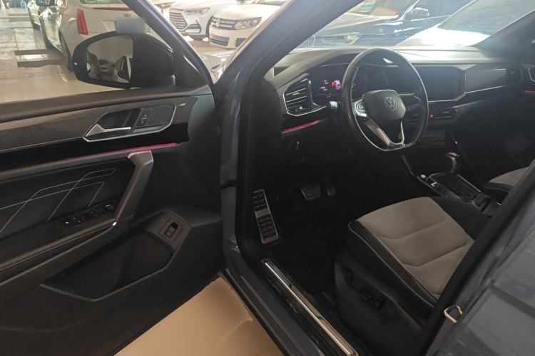 Used Volkswagen Tayron X 2020 330TSI Two-Wheel Drive Flagship Smart Connectivity Version
