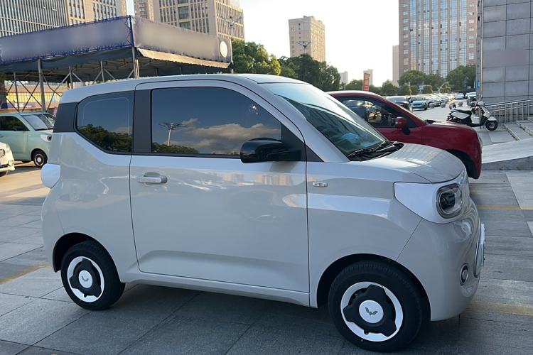 Used Wuling Hongguang MINIEV 2024 3rd Generation 215km Youth Edition