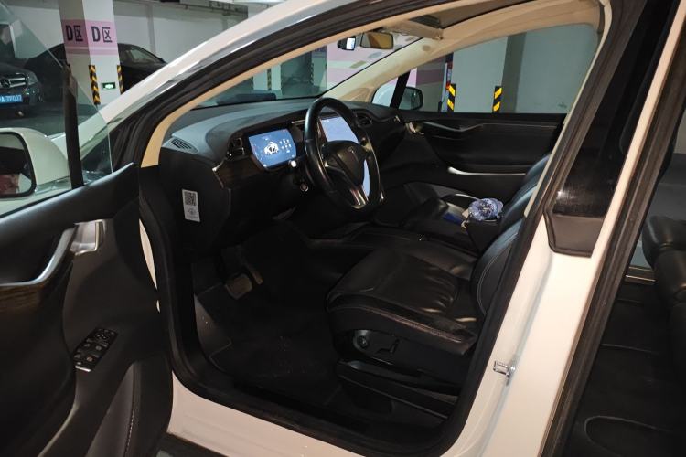 Used Tesla Model X 2016 X 90D
