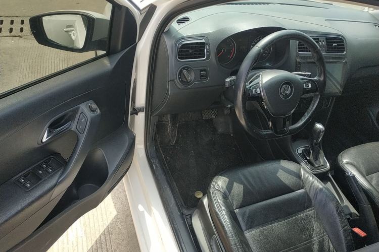 Used Volkswagen Polo 2016 1.6L Automatic Comfort Model Driver Seat