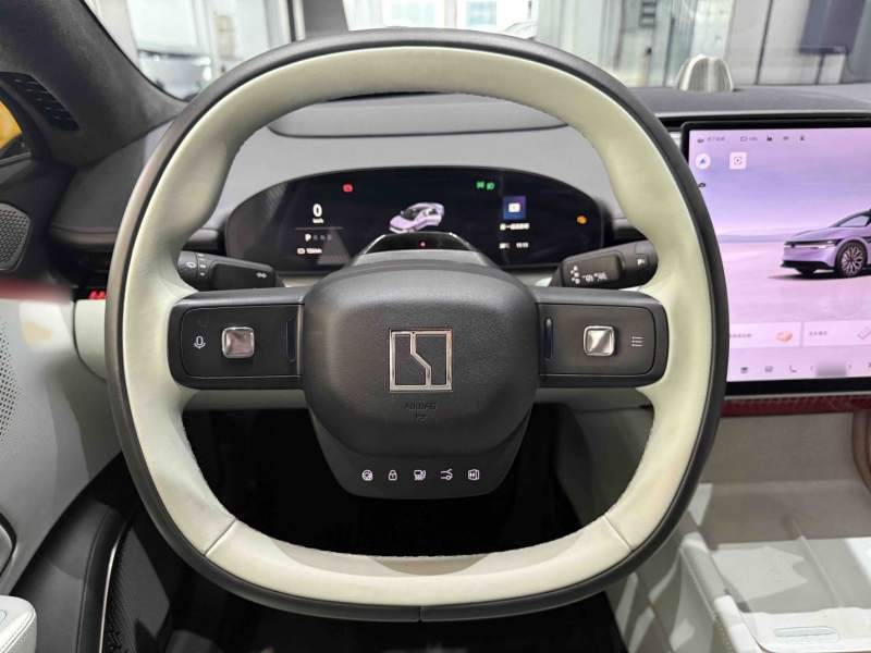 Used Zeekr 007 2025 Rear-Drive Intelligent Driving Version 75 kWh — 40