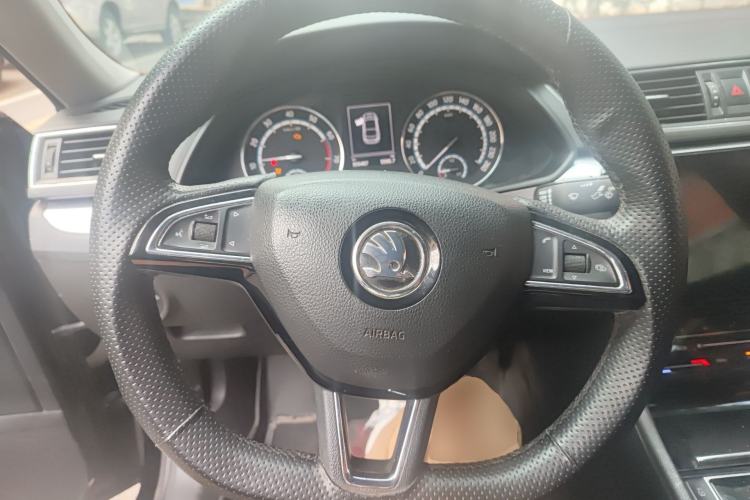 Used Skoda Superb 2019 Facelifted TSI280 DSG Comfort Edition