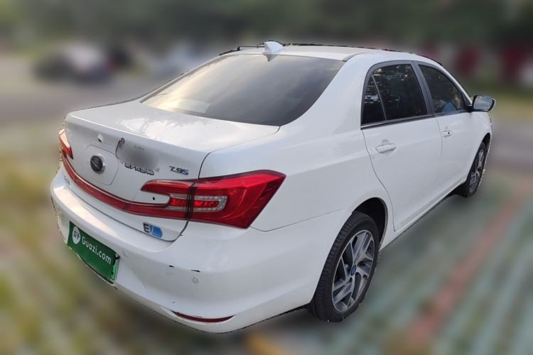 Used BYD Qin New Energy 2018 Qin EV450 Smart Connect Prestige Model
