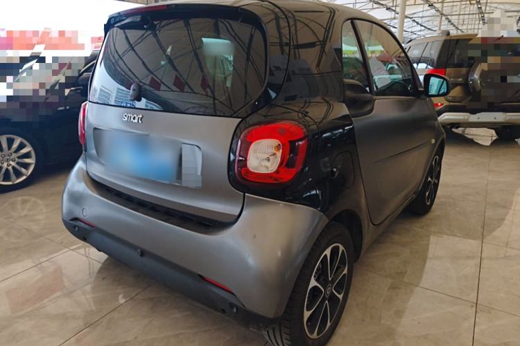 Used smart fortwo 2015 1.0L 52 kW Hardtop Passion Edition Rear Right 45 Deg