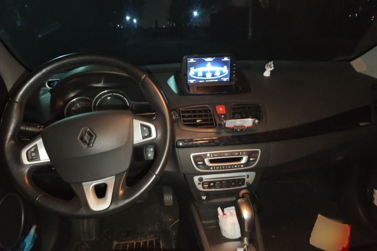 Used Renault Fluence 2015 2.0L Fashion Edition
