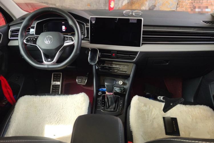 Used Volkswagen Tiguan L 2022 330TSI Automatic Two-Wheel Drive R-Line Enhanced Edition
