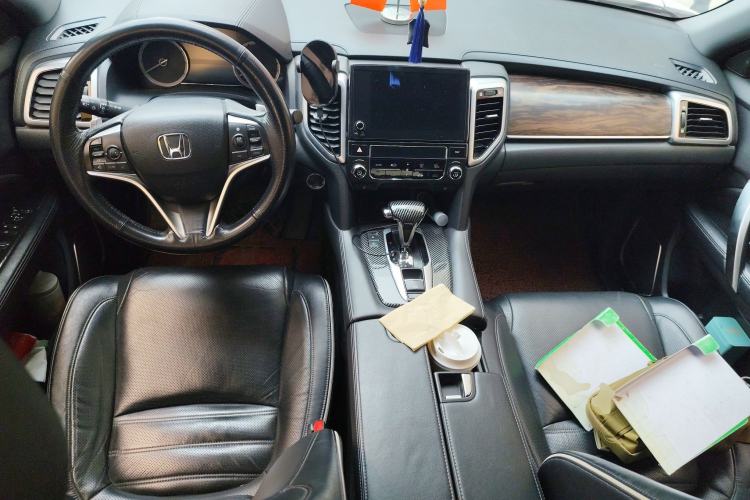 Used Honda UR-V 2017 240TURBO Two-Wheel Drive Luxury Edition China V