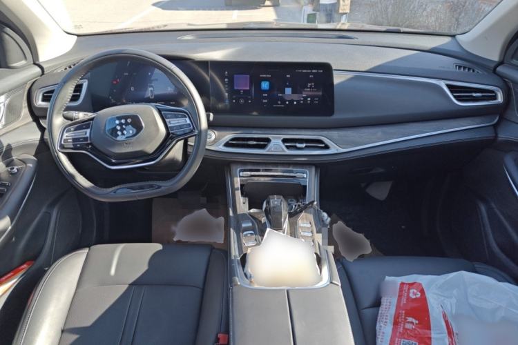 Used Landian E5 2024 Honor Edition 100KM Deluxe 7-Seater Interior 2