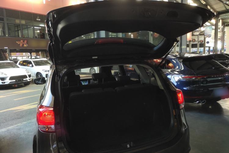 Used Kia Carens 2013 2.0L 7-Seater Automatic Standard Version China IV Standard
