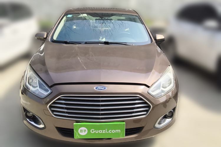 Used Ford Escort 2015 1.5L Automatic Fashion Model
