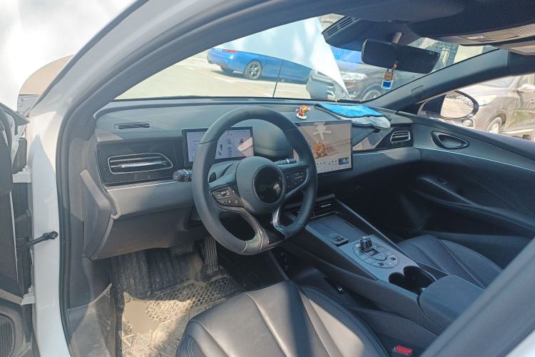 Used BYD Seal 06 New Energy 2025 DM-i Smart Drive 80KM Luxury Model Center Console