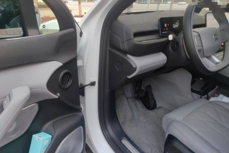 Used Nio EC6 2025 75 kWh