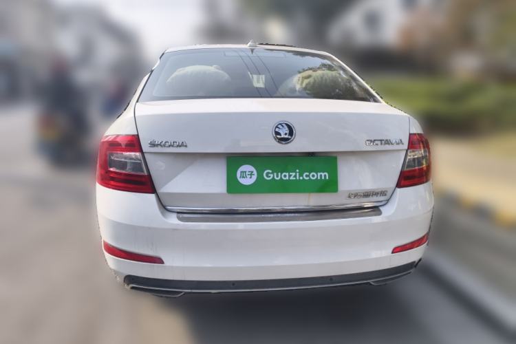 Used Skoda Octavia 2017 1.6L Automatic Smart Drive Edition
