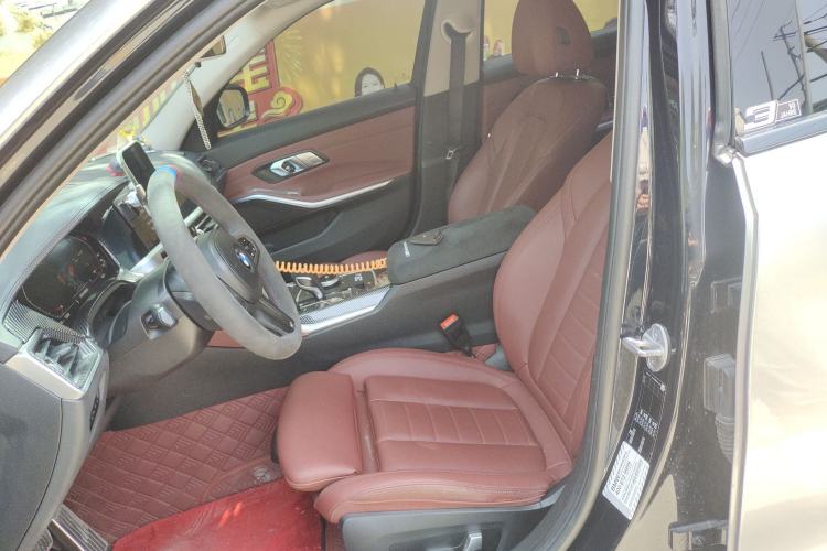 Used BMW 3 Series 2021 325Li M Sport Package Left Front Seat