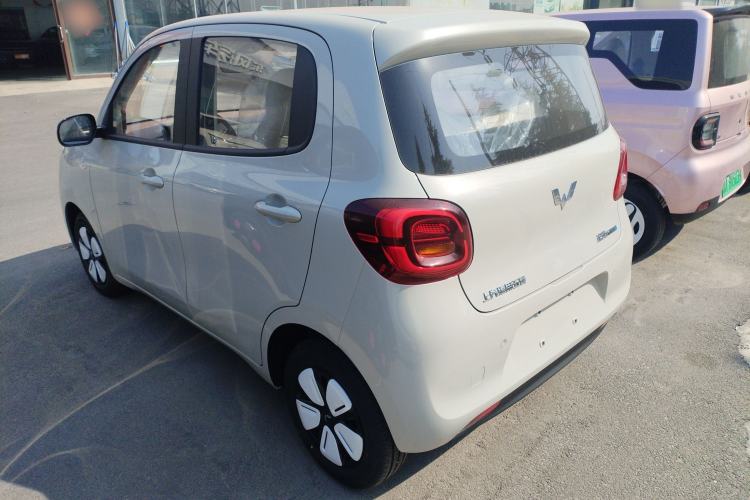 Used Wuling Hongguang MINIEV 2025 Four-Door Version Advanced Edition Exterior 2