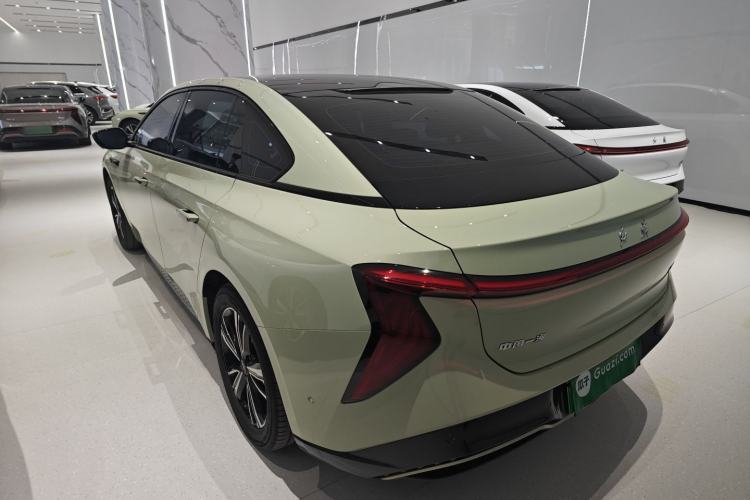 Used Hongqi EH7 2024 690 Pro