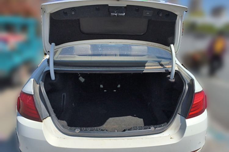 Used BMW 5 Series 2013 520Li Elegant Edition
