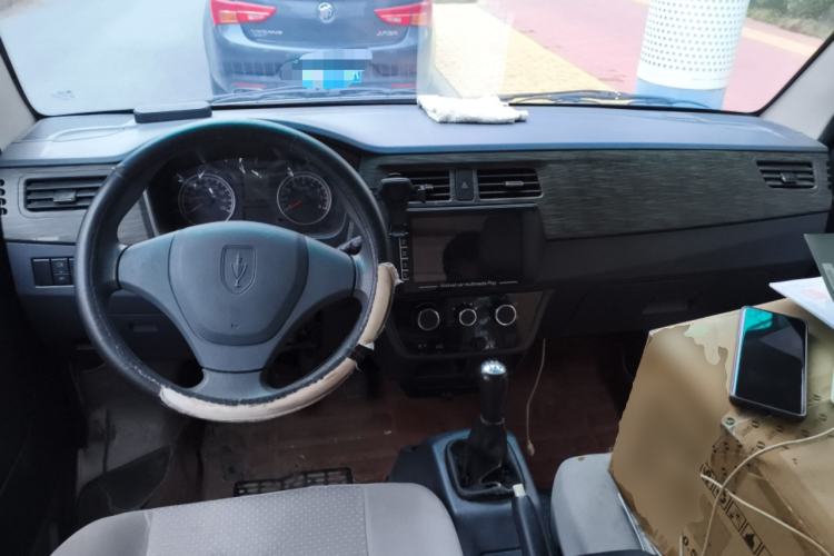 Used Jinbei Hiace X30 2020 1.5L Super-Comfortable Version China VI Standard SWC15M