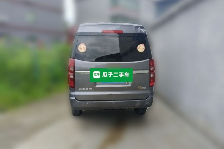 Used Jinbei Gold Hiace 2021 1.5L Passenger Van Travel Lion 6-Seater Rear